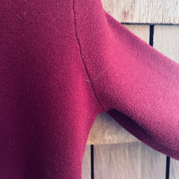 Cynthia Rowley Knit Sweater Red Maroon 3/4 Sleeve  Turn-ups Trim Top Size M - Picture 13 of 13
